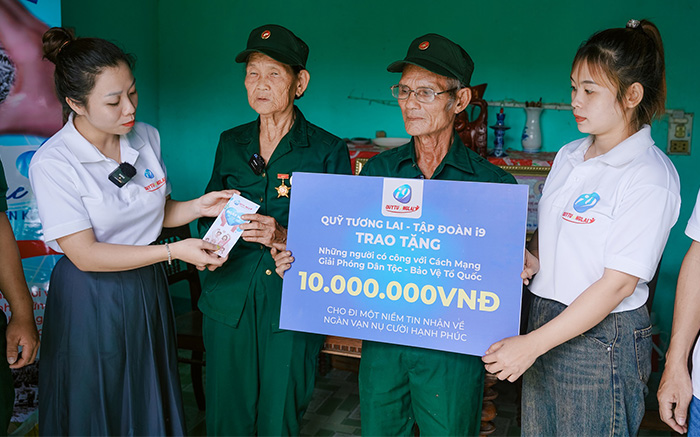 Hỗ trợ khách hàng Vin55