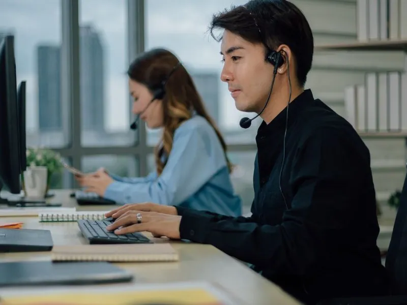 Đội ngũ hỗ trợ khách hàng 24/7 của Vin55 Win55